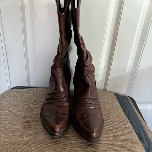 Brown Arturo Chiang Cowboy Boots - Picture 4 of 16